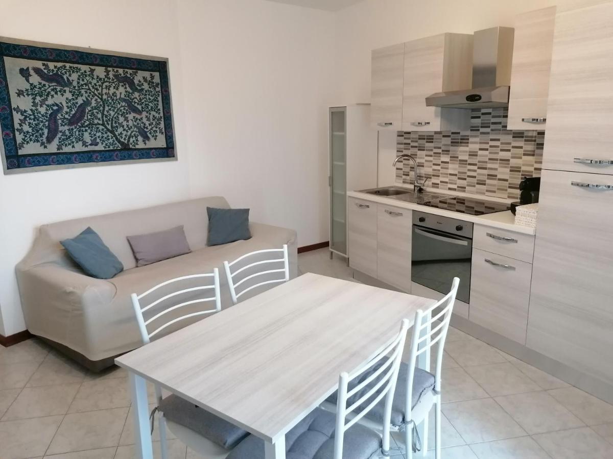Appartement Accogliente Bilocale à Novare Extérieur photo