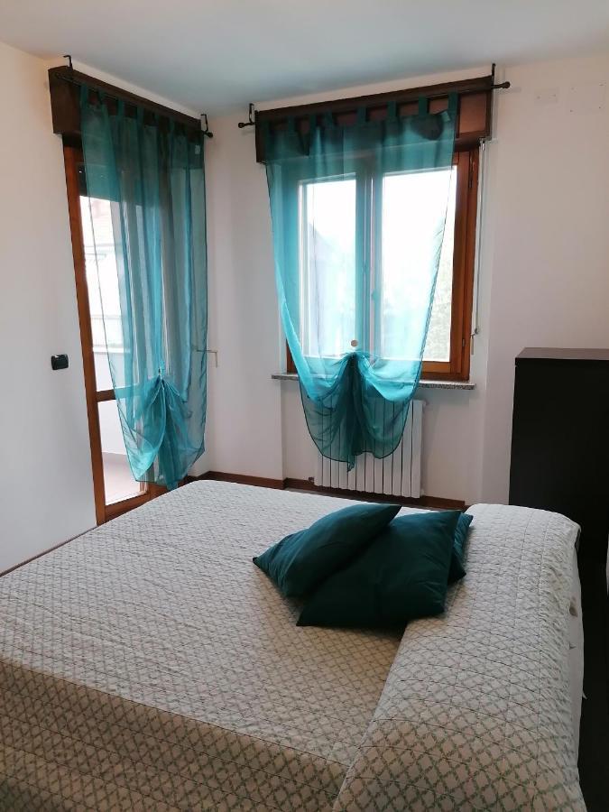 Appartement Accogliente Bilocale à Novare Extérieur photo