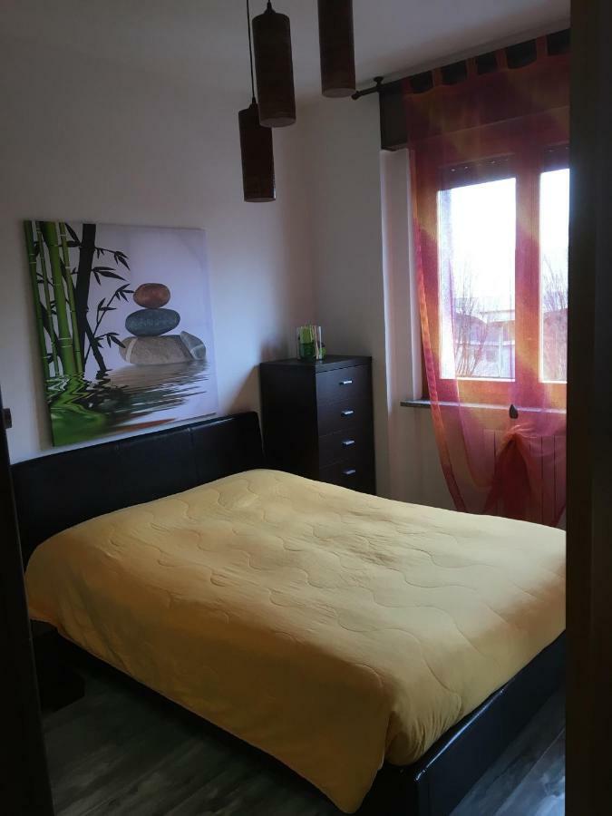 Appartement Accogliente Bilocale à Novare Extérieur photo