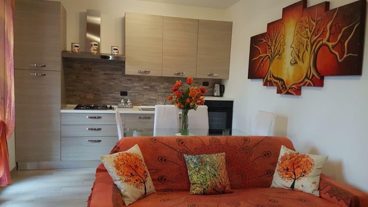 Appartement Accogliente Bilocale à Novare Extérieur photo